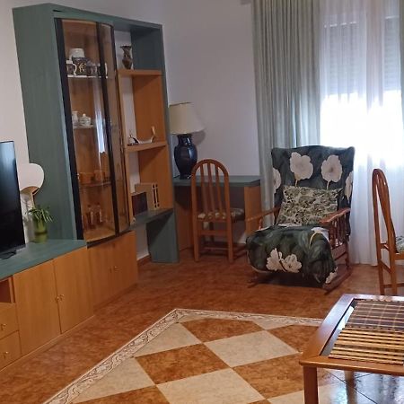 Villa Reina Amalia Quintanar de la Orden Exterior foto